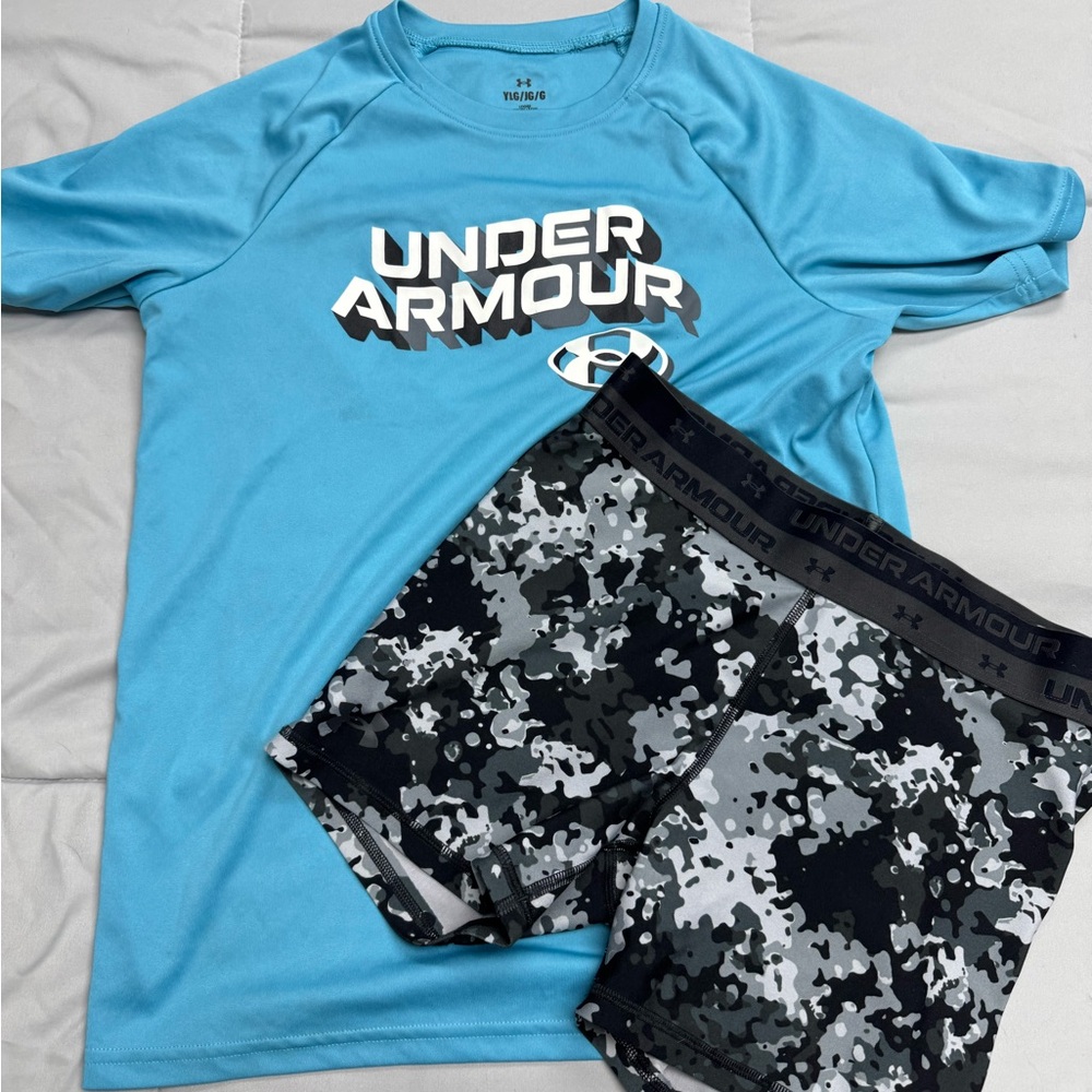Under Armour Teal Shirt and Camo Shorts Combo
